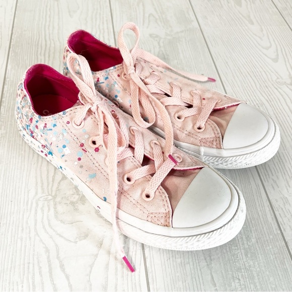 Converse Pink Paint Splatter Low Top Chucks - Picture 1 of 9